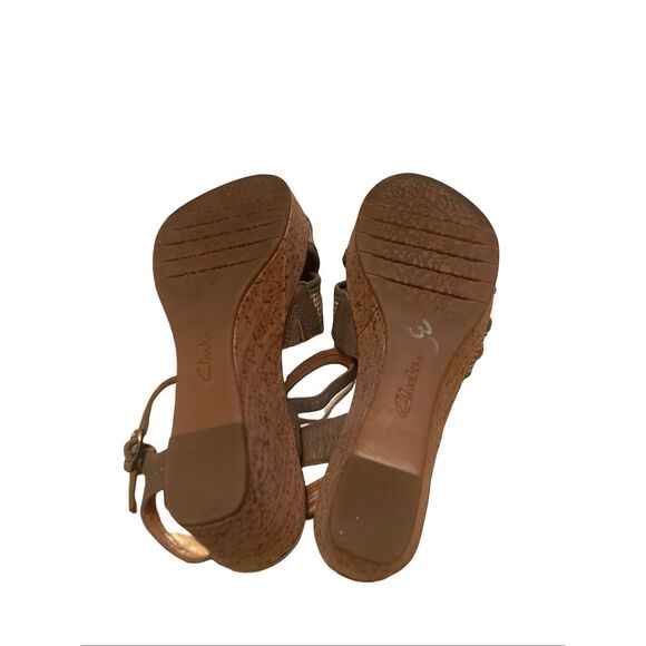 Clarks Womens Tan Olive Green Leather Elleri Plub Wedge Sandal Size 7.5 - Picture 6 of 12